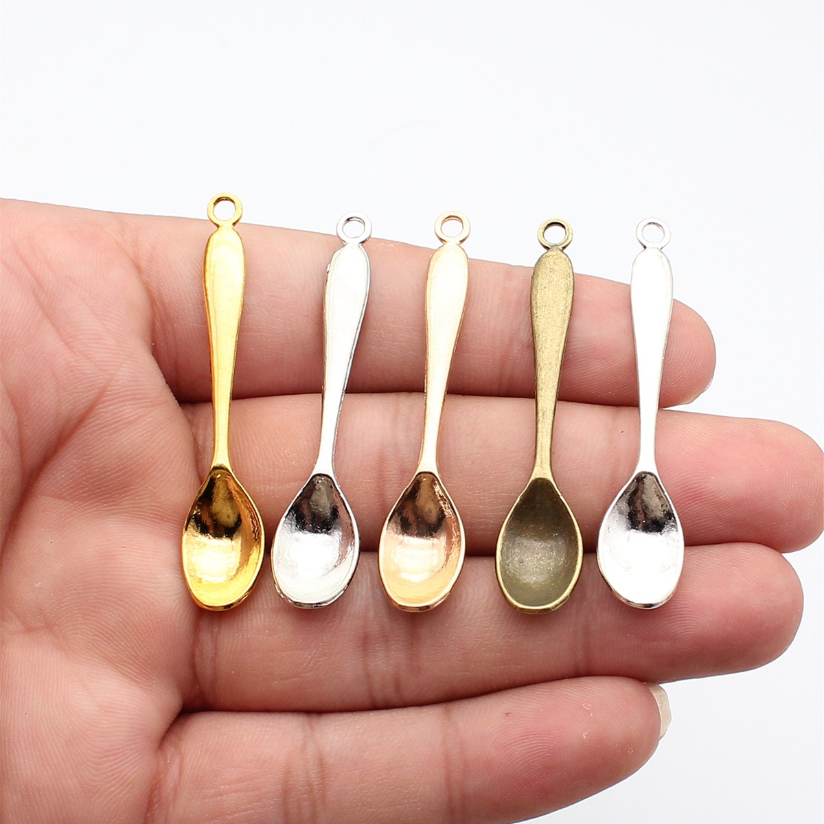 WYSIWYG 10 stuks 54x11mm 5 kle - Vintage Collectible Spoons recensie en prijs